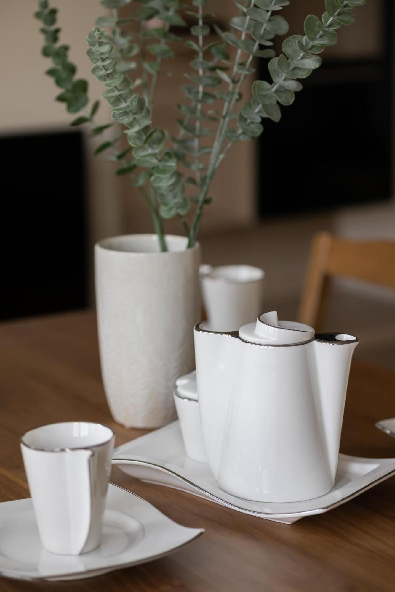 Apartament Jasny Z Dwoma Sypialniami I Biurkiem By Renters *
